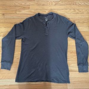 Mens XL long sleeve gap thermal